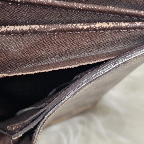 LOUIS VUITTON WALLET BUNDLE - Picture 12 of 16